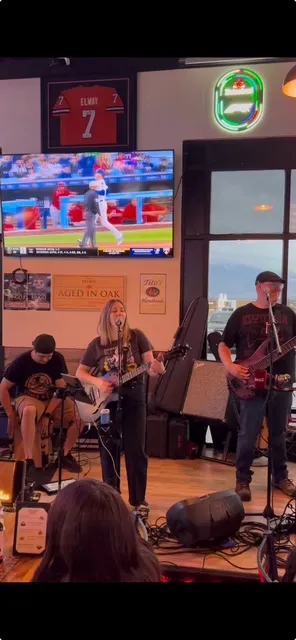 Live music on stage